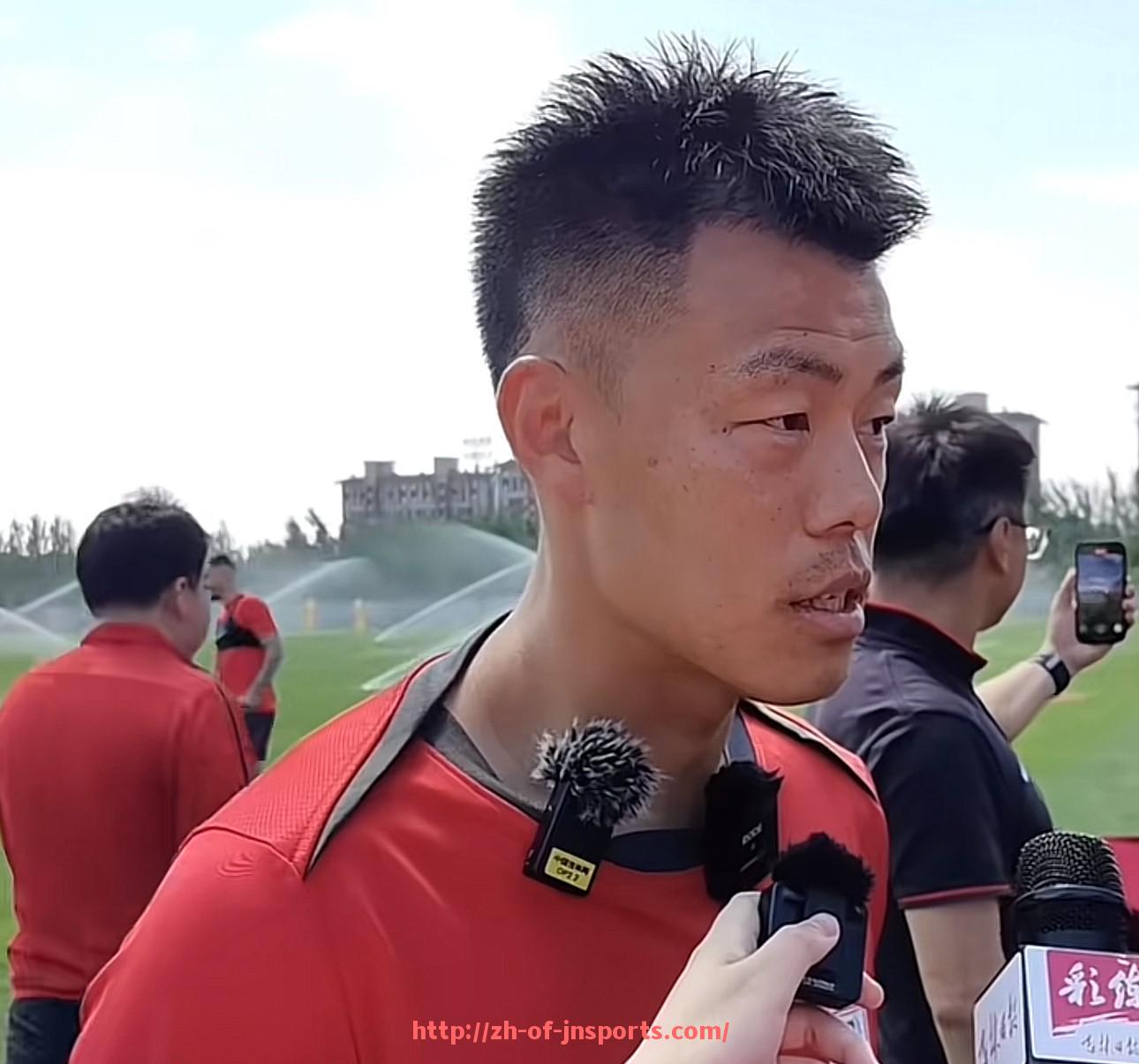 JN江南体育-NBA15号球星的表现与生涯回顾