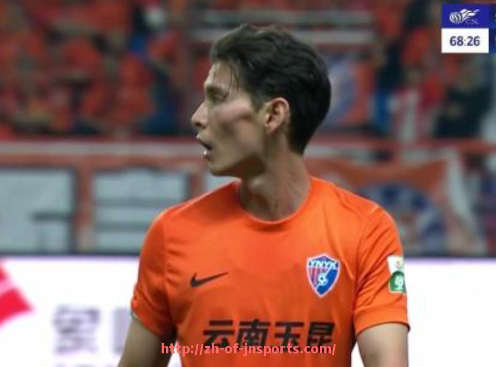 JN江南体育-火箭队与雷霆比分回顾及关键回合战术分析